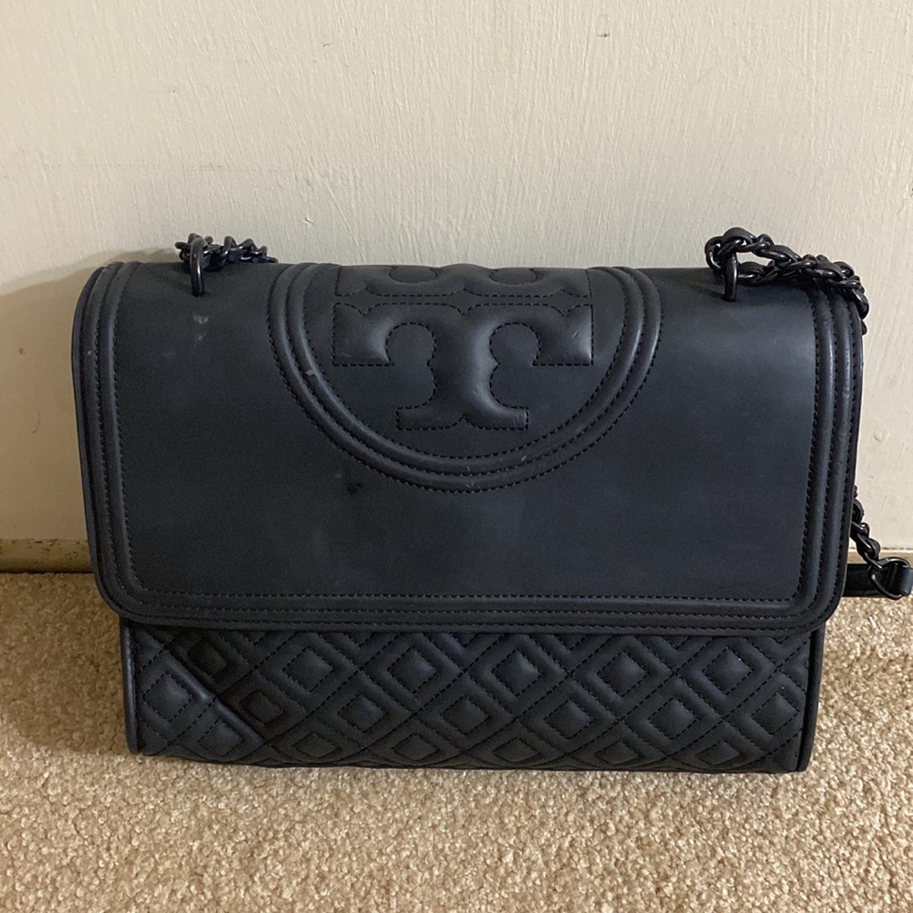 FLEMING MATTE CONVERTIBLE SHOULDER BAG